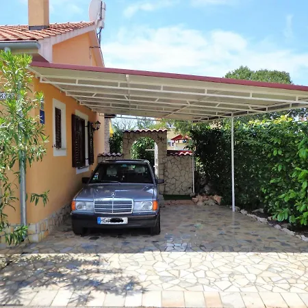 Anaangela Holiday home *